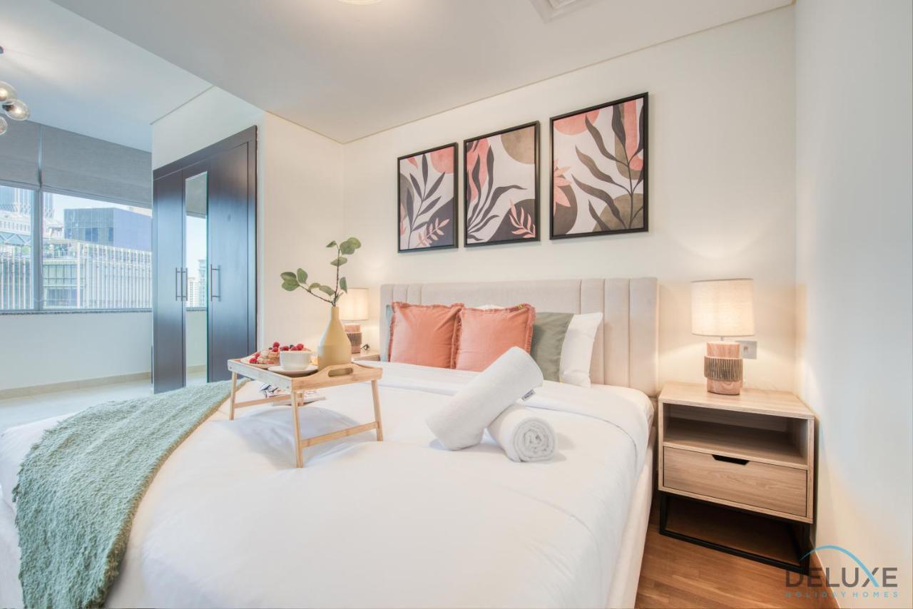 Unbeatable Rate Stylish 1Br With Balcony Near Metro By Deluxe Holiday Homes Dubai Exteriör bild