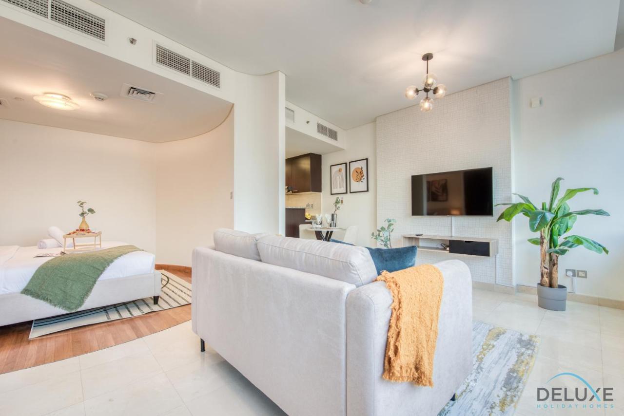 Unbeatable Rate Stylish 1Br With Balcony Near Metro By Deluxe Holiday Homes Dubai Exteriör bild