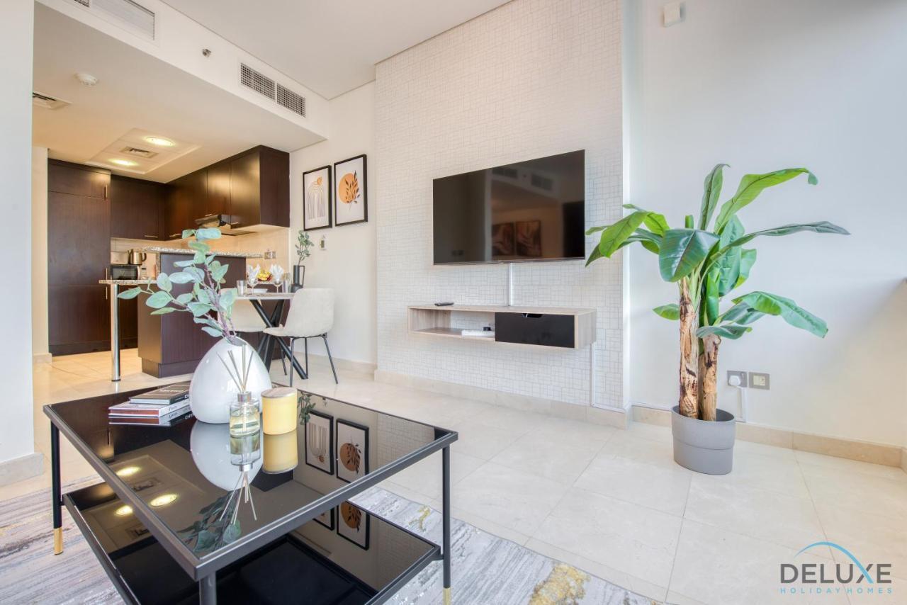 Unbeatable Rate Stylish 1Br With Balcony Near Metro By Deluxe Holiday Homes Dubai Exteriör bild