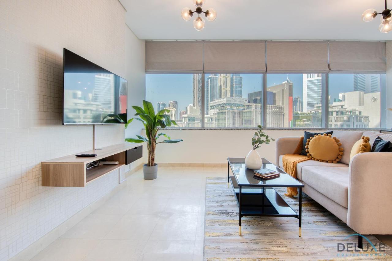Unbeatable Rate Stylish 1Br With Balcony Near Metro By Deluxe Holiday Homes Dubai Exteriör bild