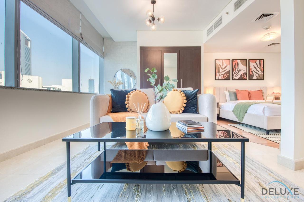 Unbeatable Rate Stylish 1Br With Balcony Near Metro By Deluxe Holiday Homes Dubai Exteriör bild