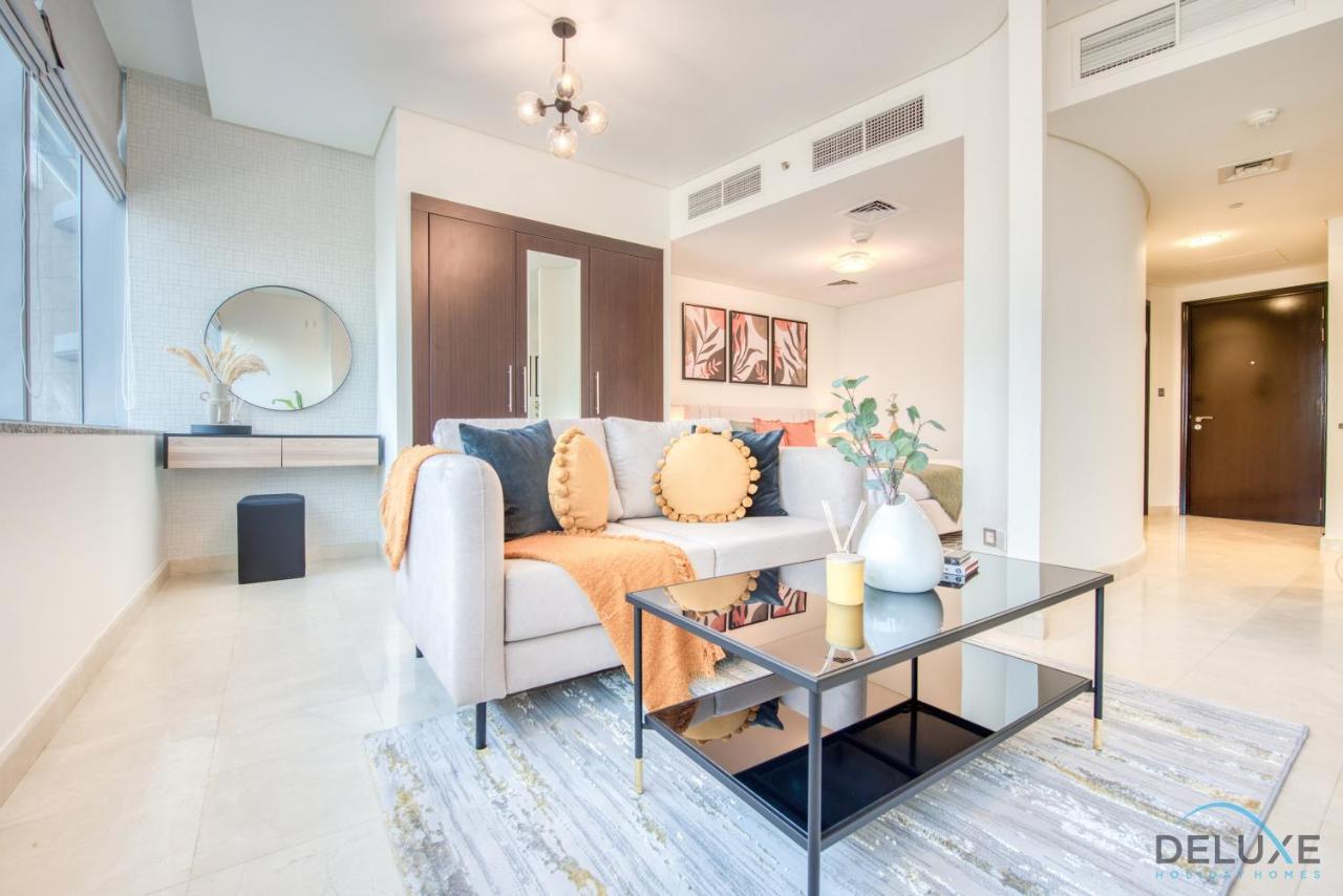 Unbeatable Rate Stylish 1Br With Balcony Near Metro By Deluxe Holiday Homes Dubai Exteriör bild