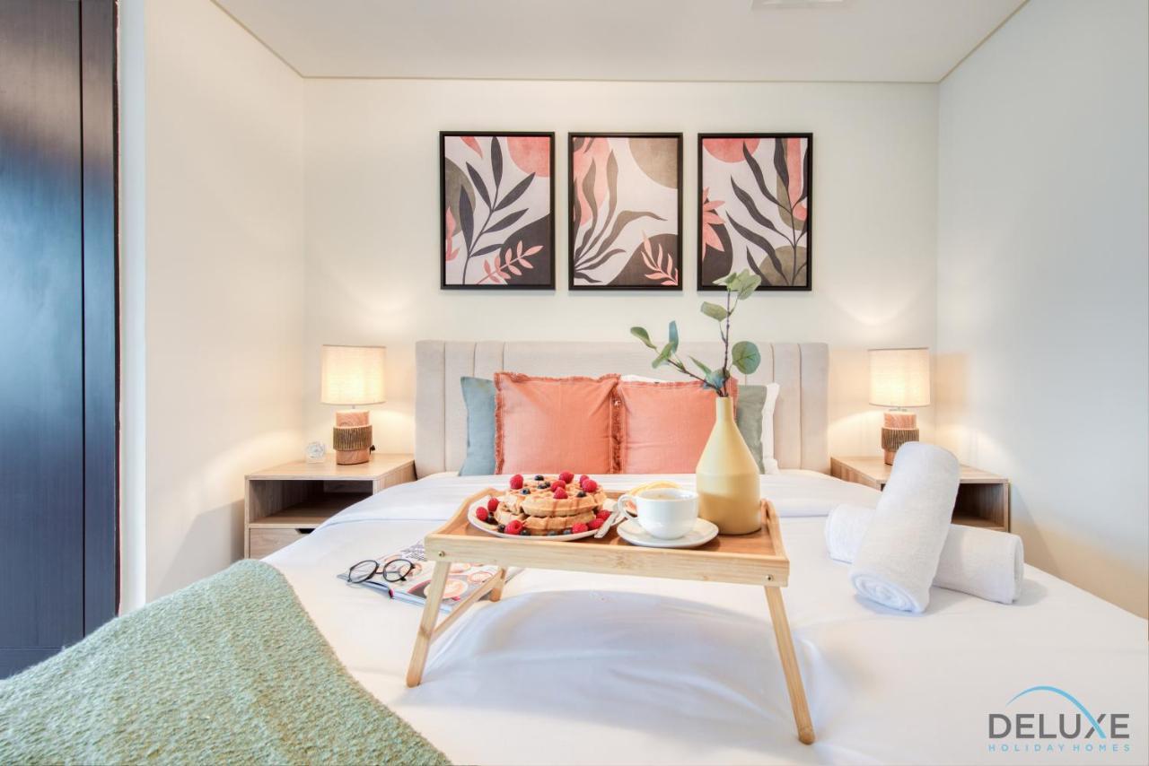 Unbeatable Rate Stylish 1Br With Balcony Near Metro By Deluxe Holiday Homes Dubai Exteriör bild